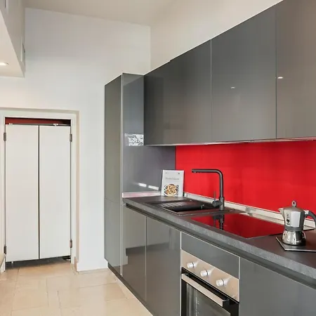 Bmga L Viapaola43 Palace Luxury Penthouse 2bdr *